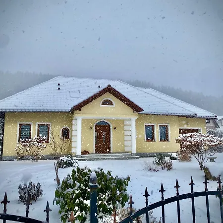 Dworek Echo * Jelenia Gora